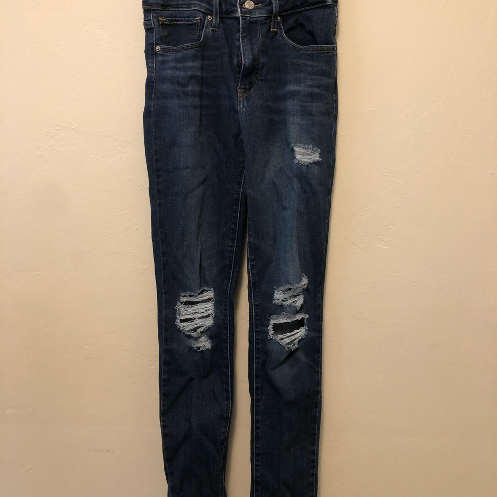 LEVI jeans. Size 27.